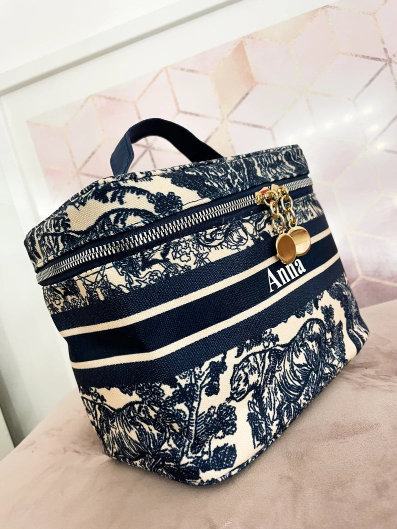 Custom Name Wedding Gifts Vanity Case Bag Crossbody Cosmetics Personalised Bridesmaid Make Up Bag Bride Gifts Pink Canvas Bag