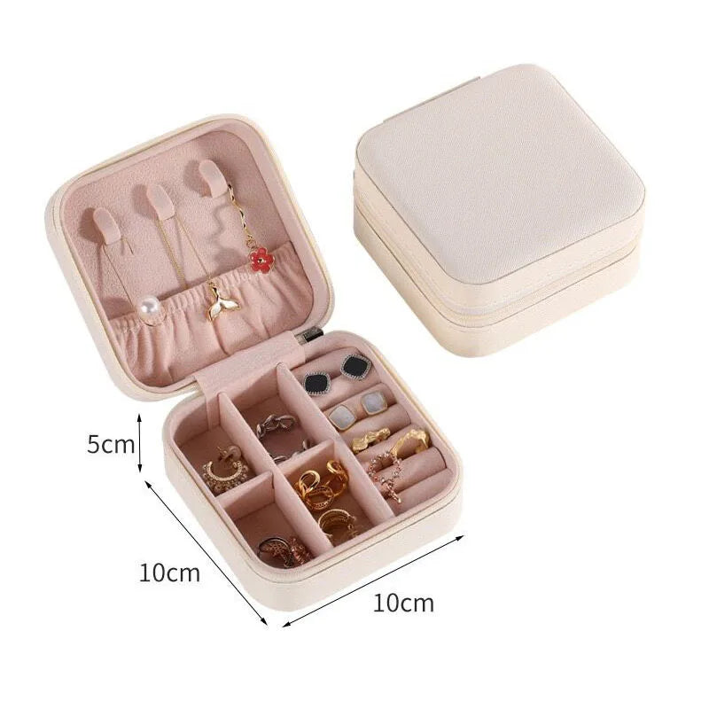 Personalized Bridesmaid Gifts Bachelorette Party Gift Travel Jewelry Case Wedding Gifts Hen Party Gifts Birthday Favor For Her