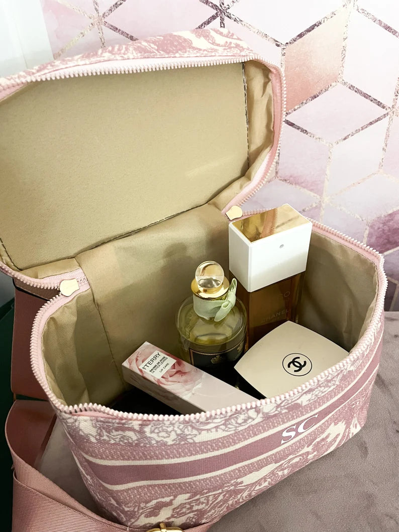 Custom Name Wedding Gifts Vanity Case Bag Crossbody Cosmetics Personalised Bridesmaid Make Up Bag Bride Gifts Pink Canvas Bag