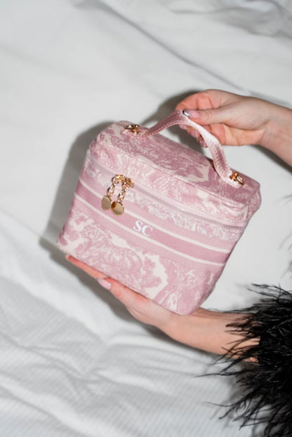 Custom Name Wedding Gifts Vanity Case Bag Crossbody Cosmetics Personalised Bridesmaid Make Up Bag Bride Gifts Pink Canvas Bag