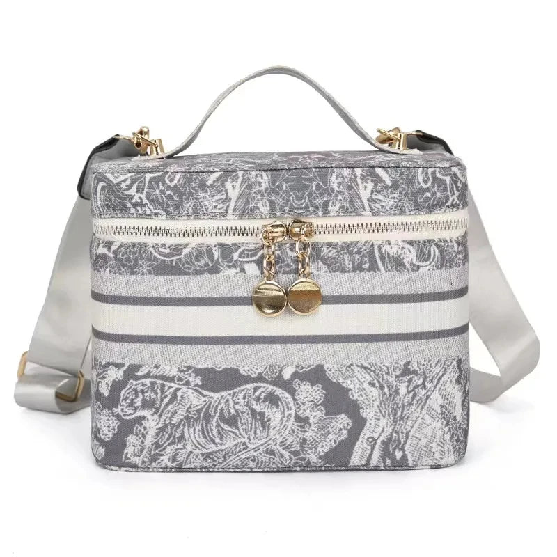 Custom Name Wedding Gifts Vanity Case Bag Crossbody Cosmetics Personalised Bridesmaid Make Up Bag Bride Gifts Pink Canvas Bag